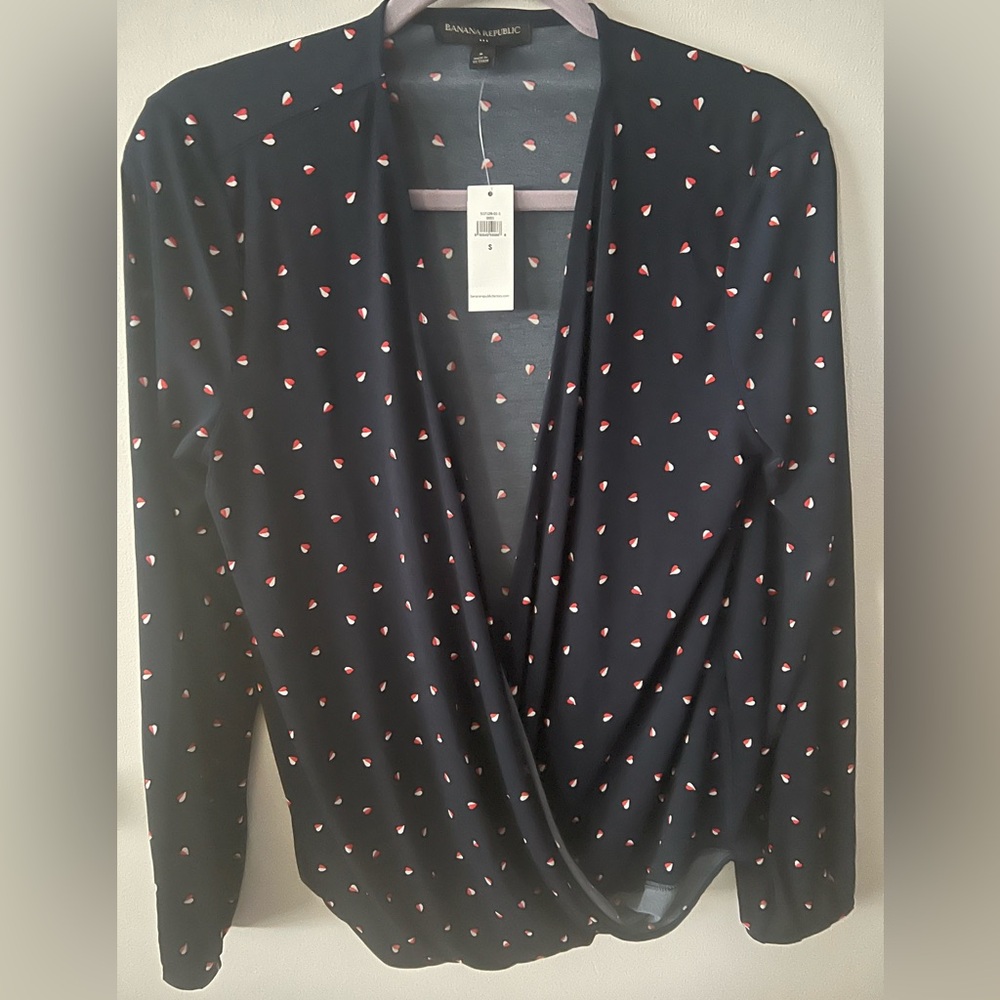 Banana Republic blouse - lightweight and NWT!